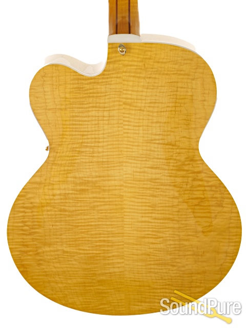 Heritage Eagle Classic Guitar #AN09403 - Used — image 2