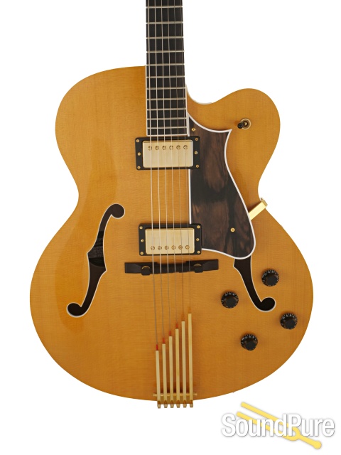 Heritage Eagle Classic Guitar #AN09403 - Used