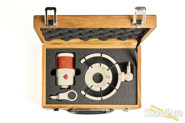 Soyuz 1973 Deluxe Condenser Microphone - Red Velvet Edition — image 2