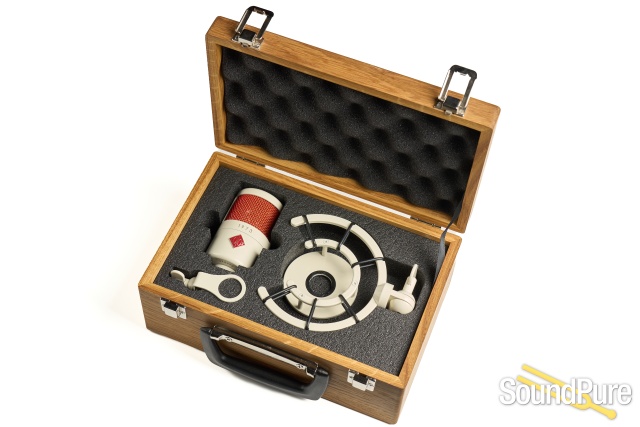 Soyuz 1973 Deluxe Condenser Microphone - Red Velvet Edition — image 6