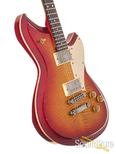 Novo Serus H2 Chambered Dealer LTD Guitar #26978 - Used — image 2
