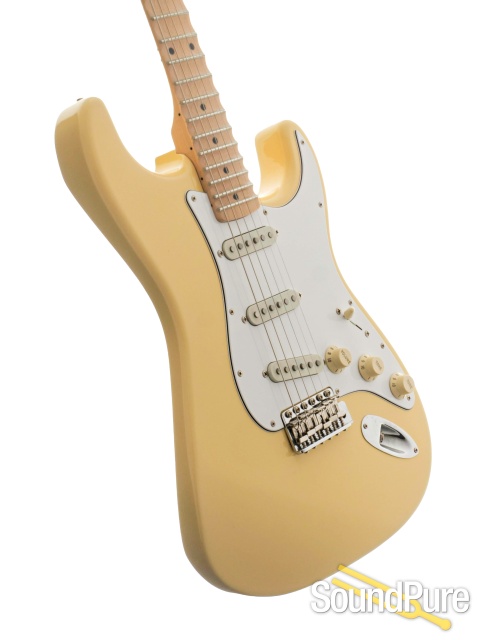 Fender Yngwie Malmsteen Stratocaster #US20011559 - Used — image 2