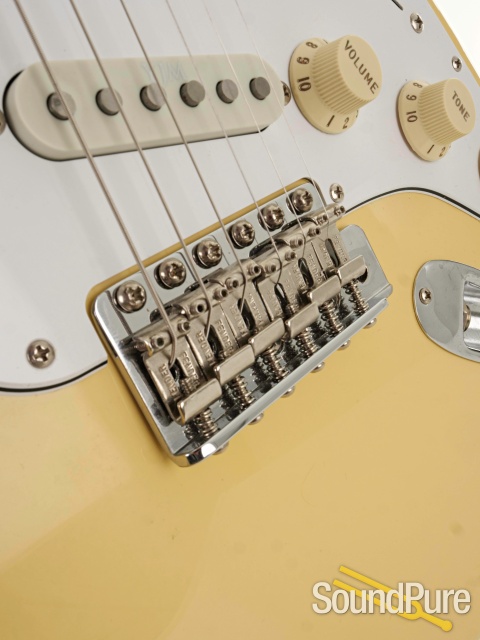 Fender Yngwie Malmsteen Stratocaster #US20011559 - Used — image 8