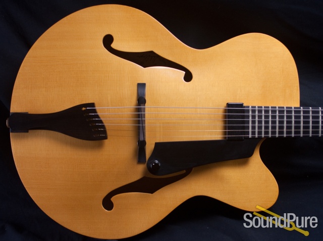 Martin CF-1 Archtop Guitar - USED — image 9