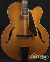 D'Aquisto New Yorker Electric Archtop Guitar Blonde- USED D'Aquisto New Yorker Electric Archtop Guitar Blonde- USED