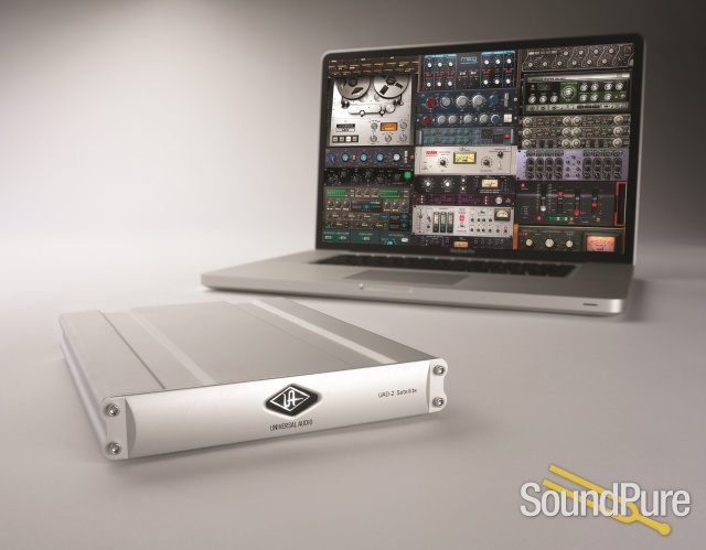 Universal Audio UAD-2 Satellite FireWire QUAD Core