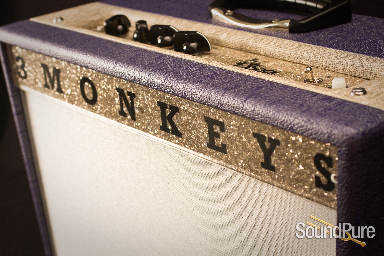 3 Monkeys Sock Monkey 1x10 Combo Amp Purple Fawn Soundpure Com A handcrafted tube guitar amplifier company owned and operated by a touring guitar tech, a world renowned amp builder, and a r&r hof inductee (brad whitford). 3 monkeys sock monkey 1x10 combo amp