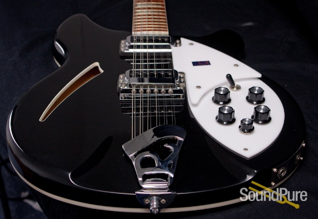 Rickenbacker 360 12-string Black Jetglo Guitar - Used — image 2