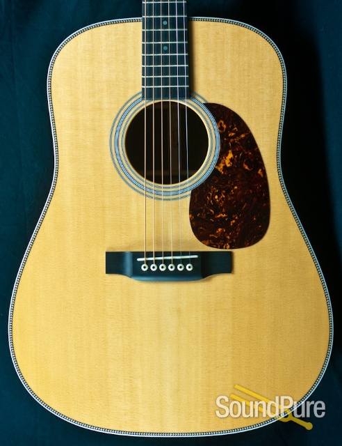 Martin HD-28 Dreadnought Acoustic Guitar Used — image 1