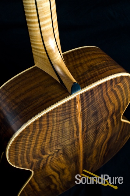 Lowden 050 Walnut/Cedar Acoustic Guitar — image 4