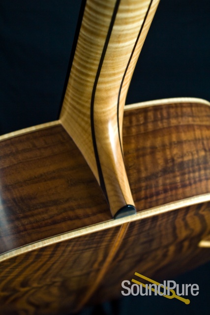 Lowden 050 Walnut/Cedar Acoustic Guitar — image 5