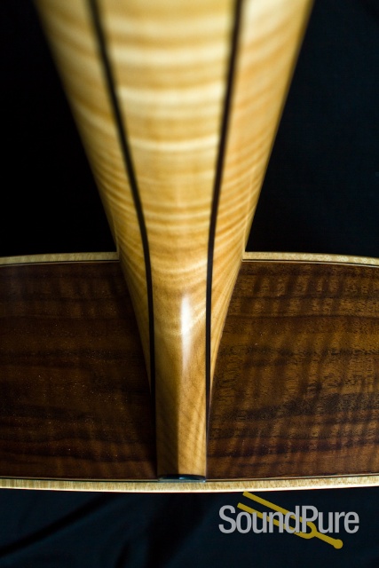 Lowden 050 Walnut/Cedar Acoustic Guitar — image 7