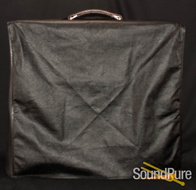 Victoria Amps Model 35310- T - Used — image 11