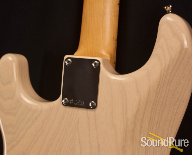 Tuttle Trans White Custom Classic S Electric Guitar 202