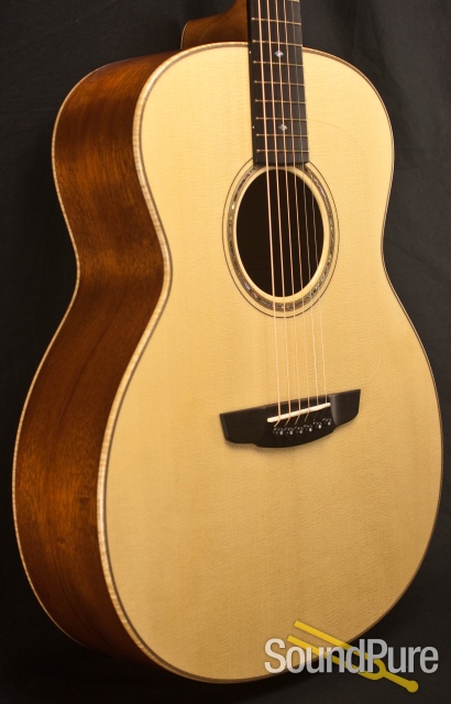 Goodall Mahogany Concert Jumbo Acoustic Guitar — image 6