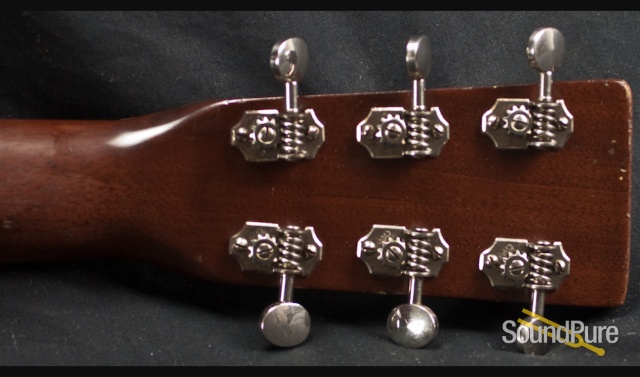 Martin 1935 Vintage R17 All-Mahogany 00 Archtop Guitar — image 4
