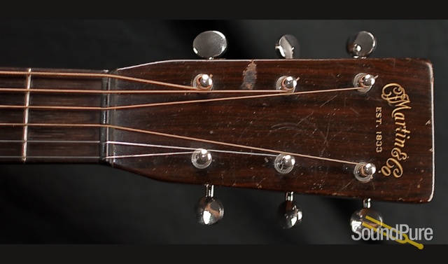 Martin 1935 Vintage R17 All-Mahogany 00 Archtop Guitar — image 9
