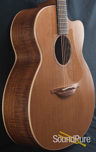 Lowden 0-35c Blackwood Acoustic Guitar - USED — image 2