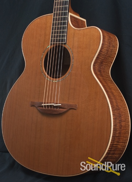 Lowden 0-35c Blackwood Acoustic Guitar - USED — image 4