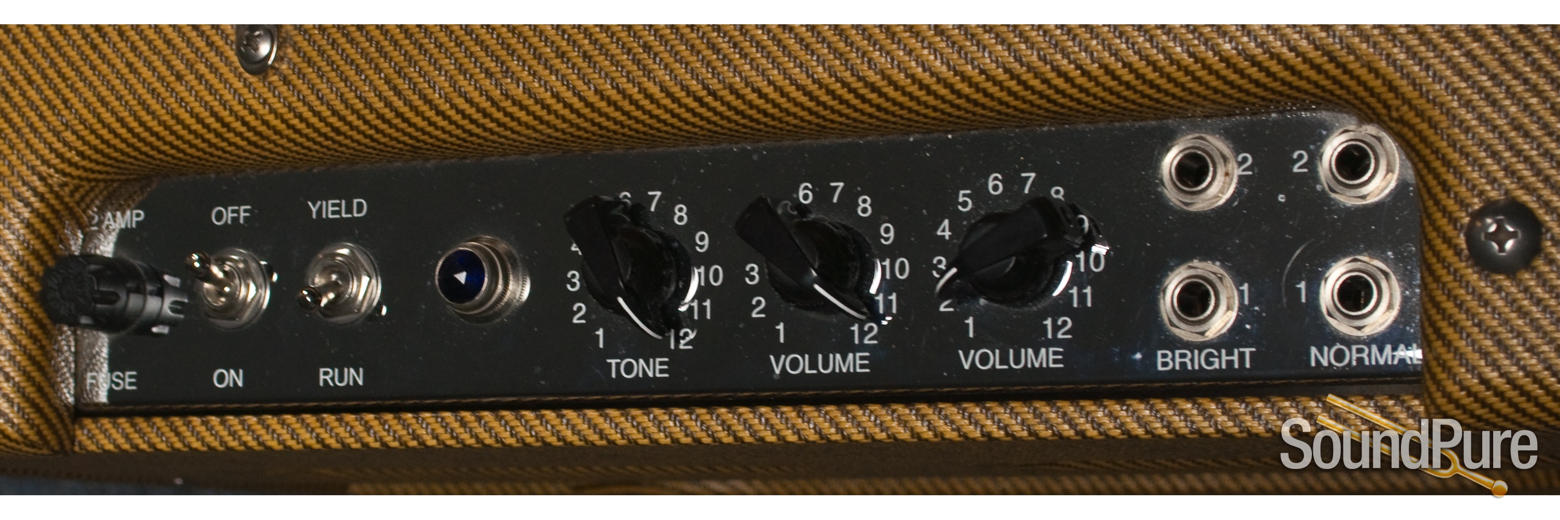 Victoria Amps Model 20112T Used