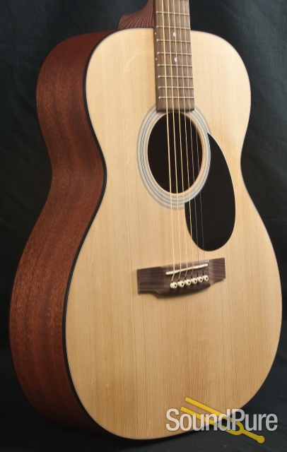 Martin OM1 Orchestra Model Acoustic Guitar - used — image 8