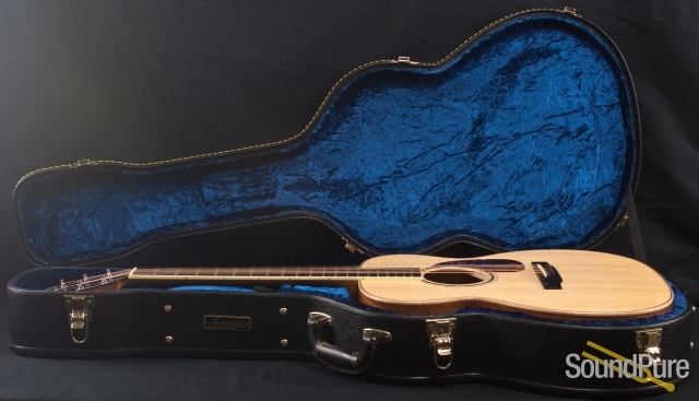 Larrivee OM-05 Acoustic Guitar - Used — image 3