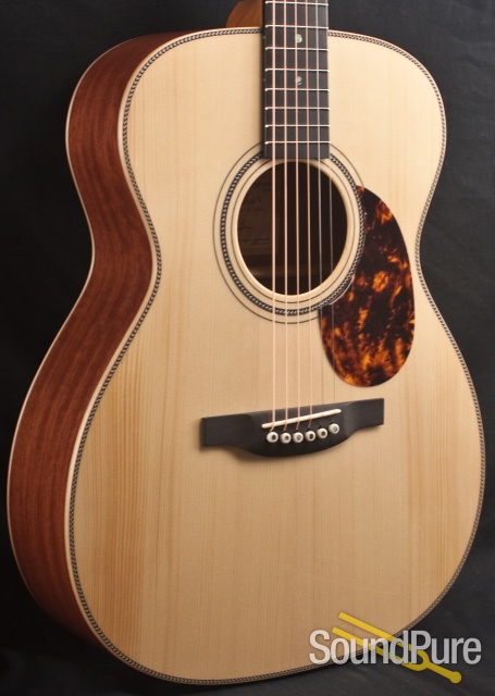 Boucher Bubinga OM Hybrid Acoustic Guitar- Pre Owned! — image 3