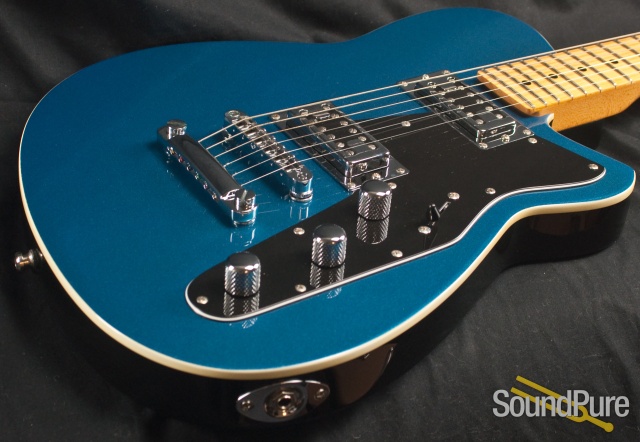 Reverend Flatroc Metallic Blue Electric Guitar - Used — image 5