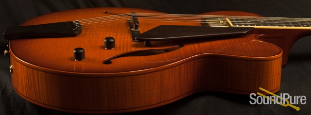 Sadowsky 2004 Jim Hall Archtop Guitar - Used — image 8