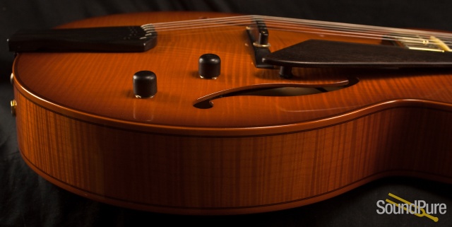 Sadowsky 2004 Jim Hall Archtop Guitar - Used — image 9