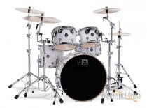 DW 5pc Performance Series Drum Set - White Marine DW 5pc Performance Series Drum Set - White Marine
