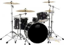 DW 4pc Performance Series Maple Drum Set-Ebony Stain DW 4pc Performance Series Maple Drum Set-Ebony Stain