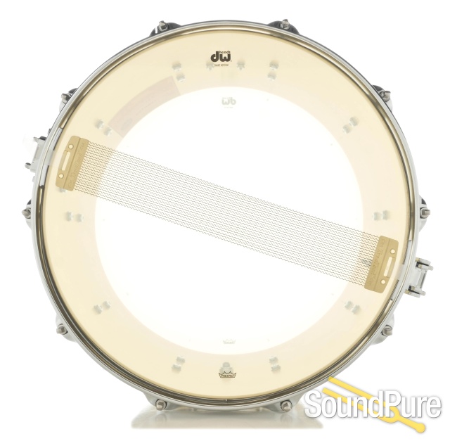 DW 6.5x14 Collectors Series Bell Brass Snare Drum — image 3