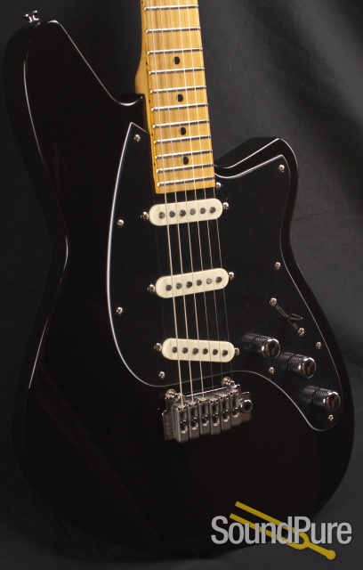 Reverend Six Gun Black Electric Guitar — image 3