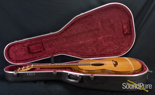 Lowden 2001 F-35 Cedar/Myrtle Jumbo Acoustic Guitar - Used — image 6