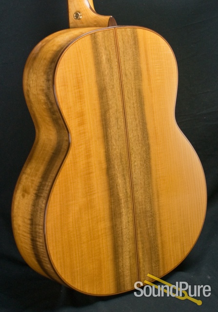 Lowden 2001 F-35 Cedar/Myrtle Jumbo Acoustic Guitar - Used — image 8